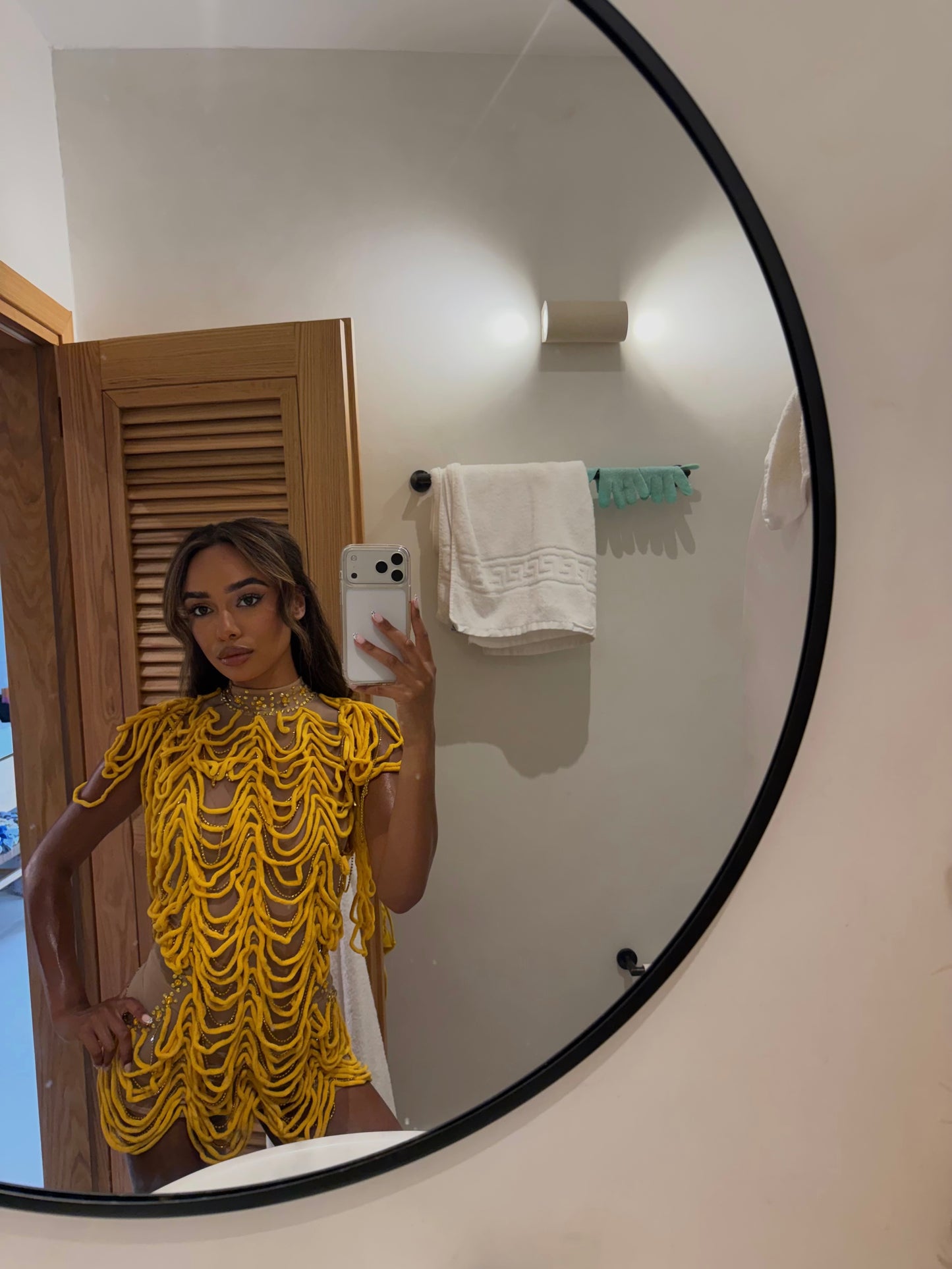 CYCLADIC MUSE Mini