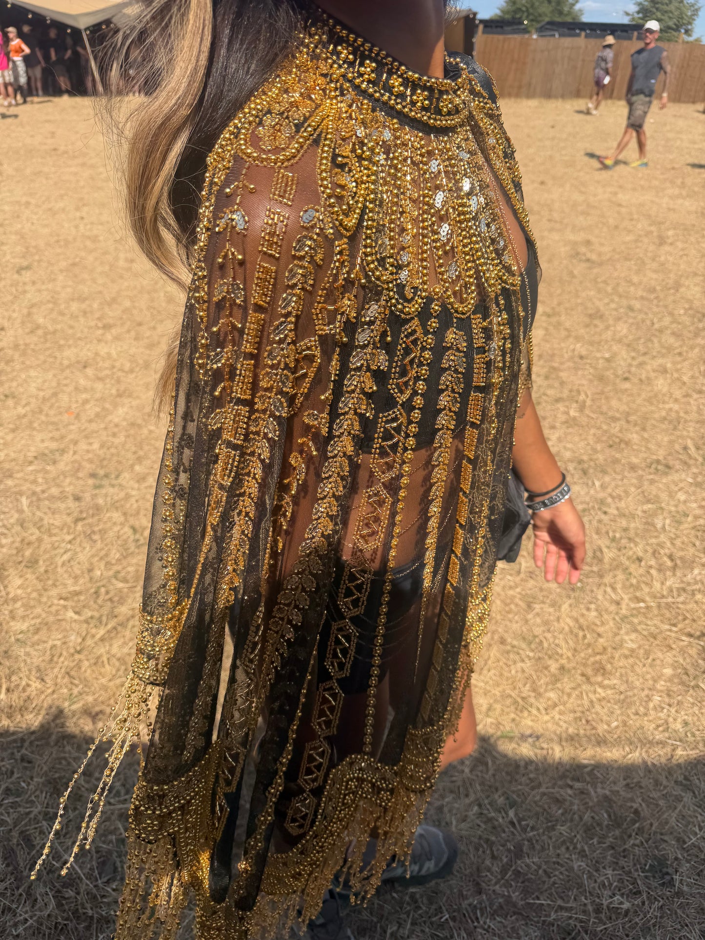 GEORGIA Sequin Cape